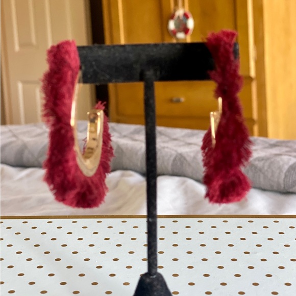 Express Burgundy colored fringed hoops - Picture 2 of 4